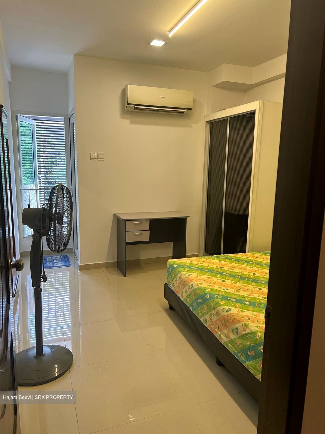 Pasir Panjang Road (D5), Terrace #530024961